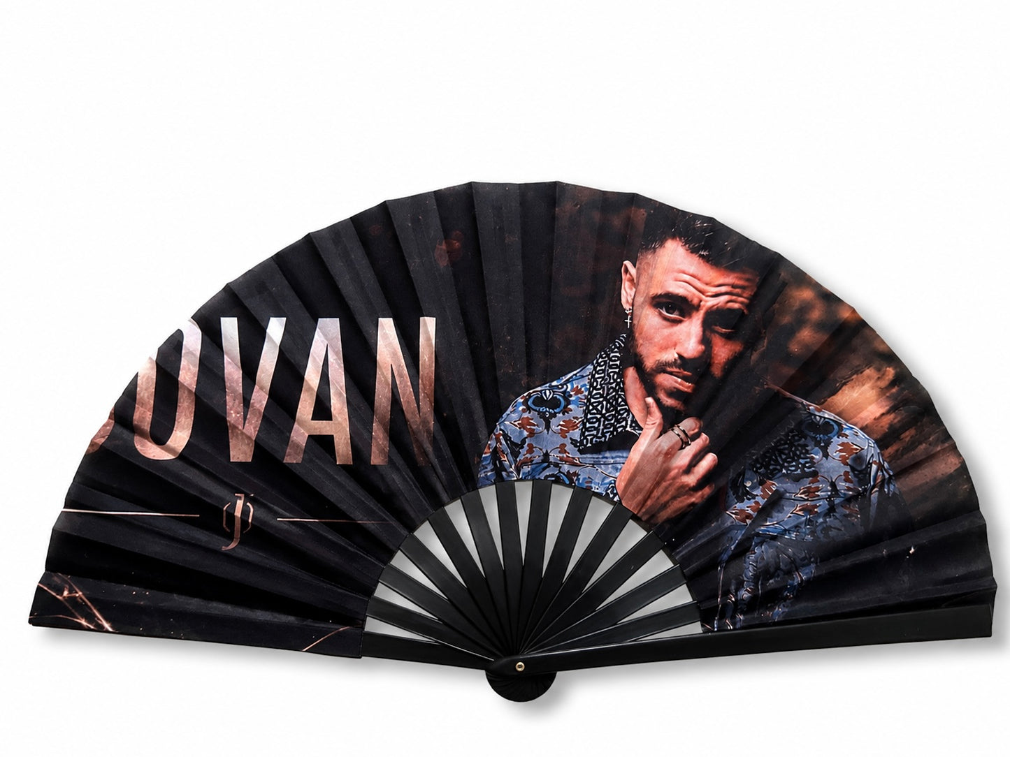 Éventail JOVAN